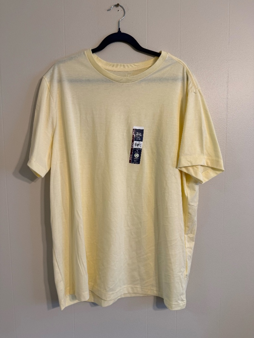 NWT, Men's George Moisture Wicking T-Shirt, Pale Yellow, Size 2XL